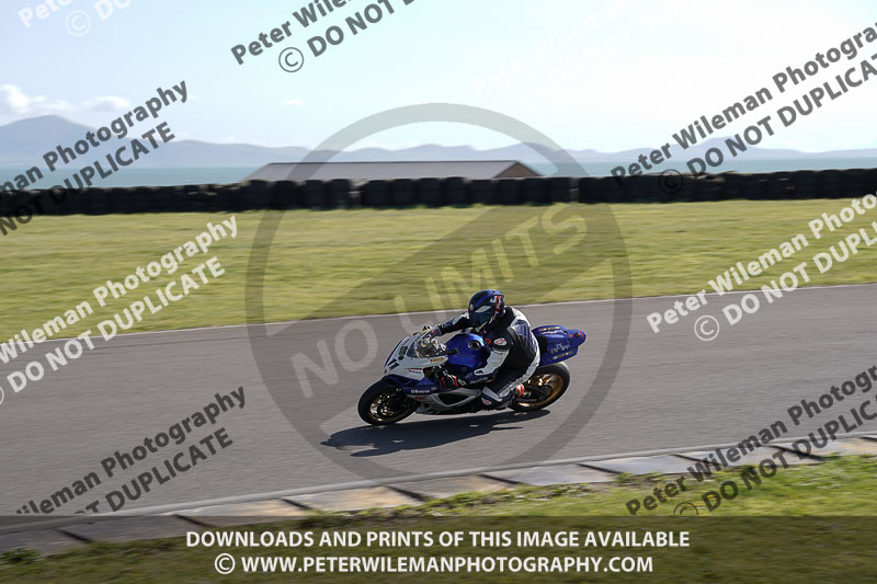 anglesey no limits trackday;anglesey photographs;anglesey trackday photographs;enduro digital images;event digital images;eventdigitalimages;no limits trackdays;peter wileman photography;racing digital images;trac mon;trackday digital images;trackday photos;ty croes